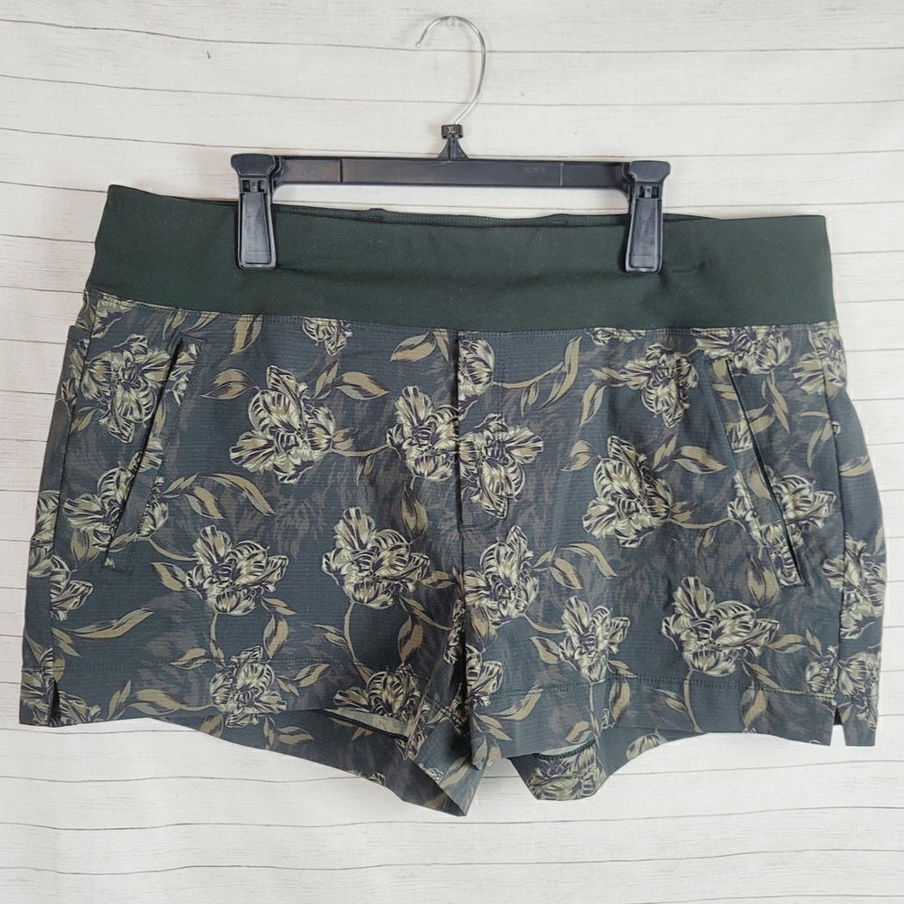 ATHLETA TREKKIE NORTH PRINTED SHORTS, SZ 18